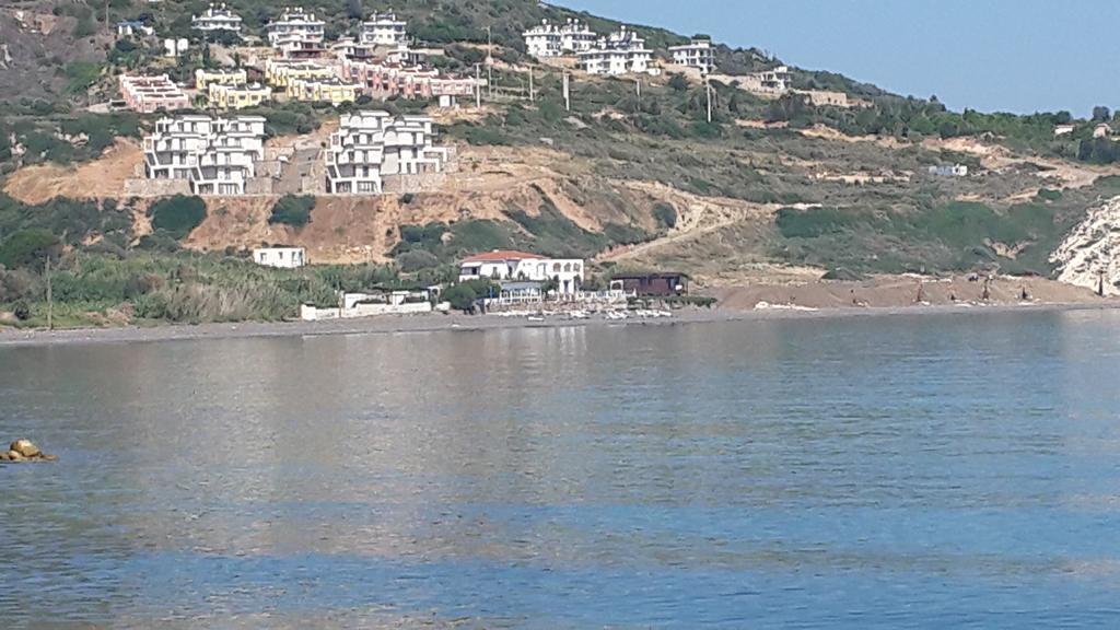 Lipsos Hotel Yeniliman Bagian luar foto